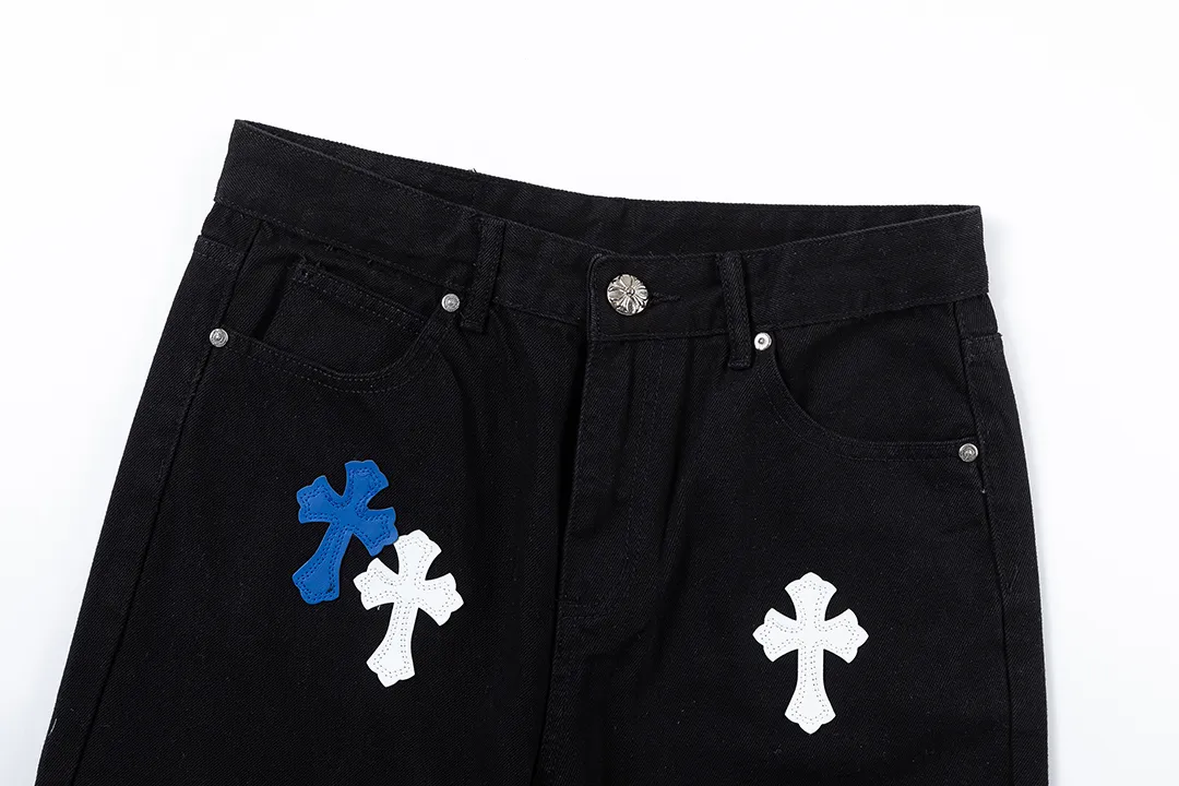 KE951#P230 The only correct leather label version on the market Chrome Hearts CH Cross embroidery distressed jeans Top ceiling quality 100% correct version The correct version is here!  Believe me this must be the best quality you will ever come across! ! Excellent value for money! !  Styles with different washes and textures are very friendly to people with thin legs and thick legs. The straight version is very flattering to the shape of the legs. The moderate length is timeless and easy to match. It is the basis of various styles and a must-have in the wardrobe! ! Add a little stacking to easily control the clean fit trend that has exploded this year. The fabric is stiff but also makes the upper body soft without losing texture. The sides and cuffs of some styles have a bone-wash effect. The vintage flavor pops up all at once. It’s really hard not to love it! ✅Correctly customize the Croxin metal leather label on the back panel. It is not sold directly with the cross on the finished jeans. 1:1 copying strives for excellence and the details are perfectly grasped. ✅The cross leather label is clear and smooth. Exquisite turning top craftsmanship. ✅Buttons, zippers and hardware are all customized versions of the Croxin LOGO. ✅High-cost washing process. Size: 28 30 32 34 36 (5 sizes)